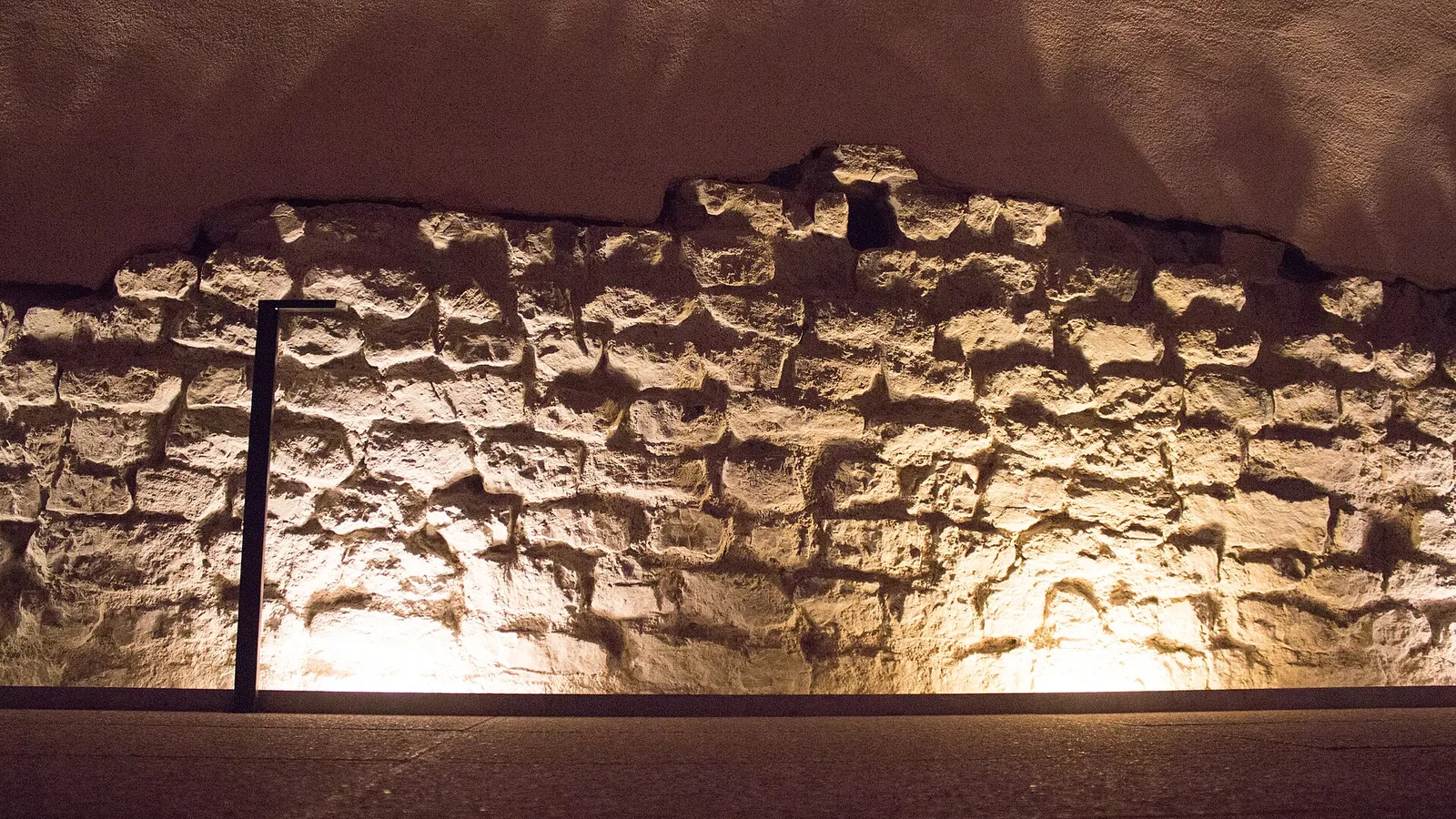 Vestiges of the Gallo-Roman Wall, Grenoble